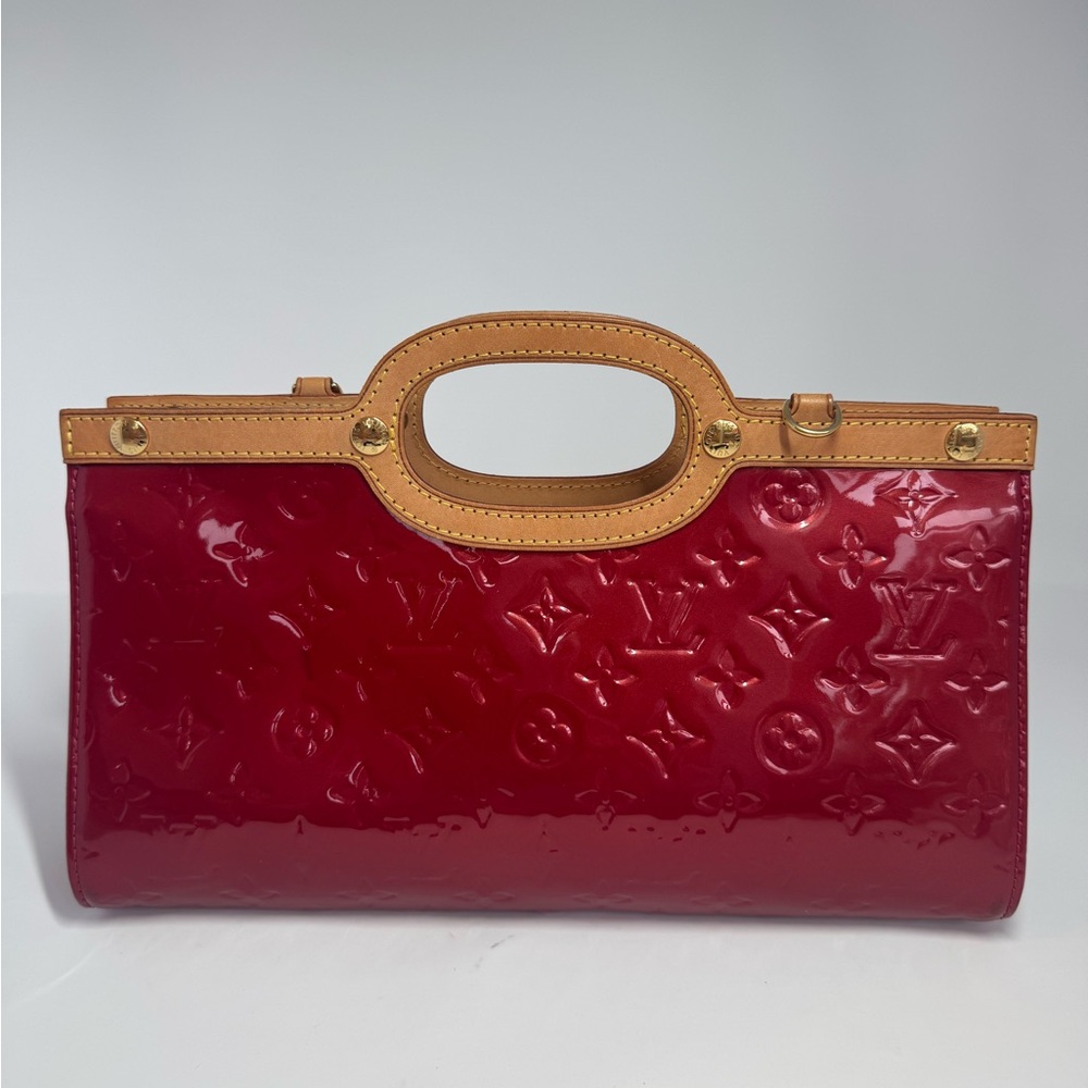 Authentic Louis Vuitton Monogram Vernis Roxbury Drive Handbag - Picture 3 of 9